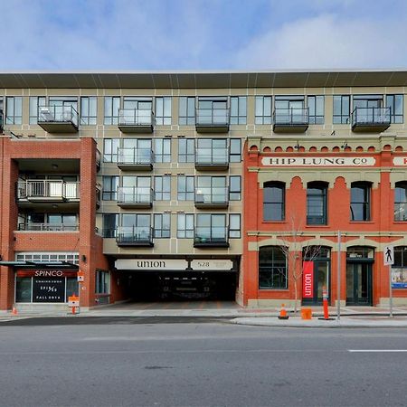 Gorgeous Old Town Condo With Patio And Parking! Victoria Zewnętrze zdjęcie