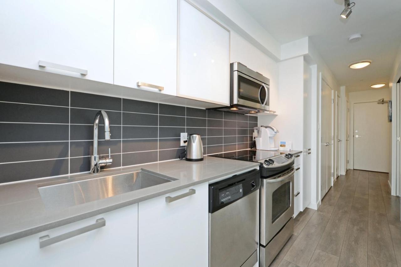 Gorgeous Old Town Condo With Patio And Parking! Victoria Zewnętrze zdjęcie
